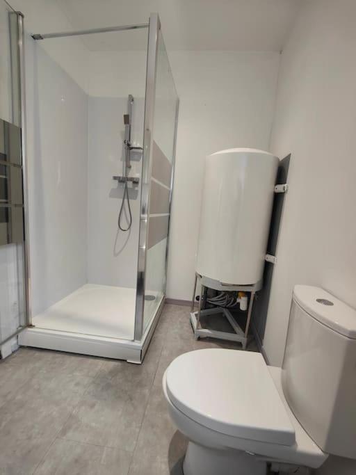 شقة La Feline - Duplex - Vieux Valenciennes - Familial المظهر الخارجي الصورة