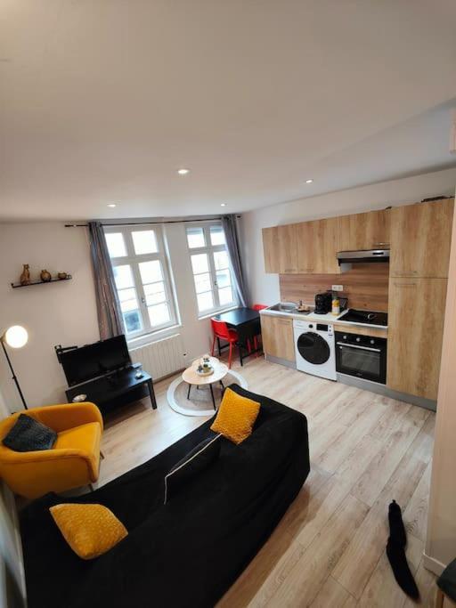 شقة La Feline - Duplex - Vieux Valenciennes - Familial المظهر الخارجي الصورة