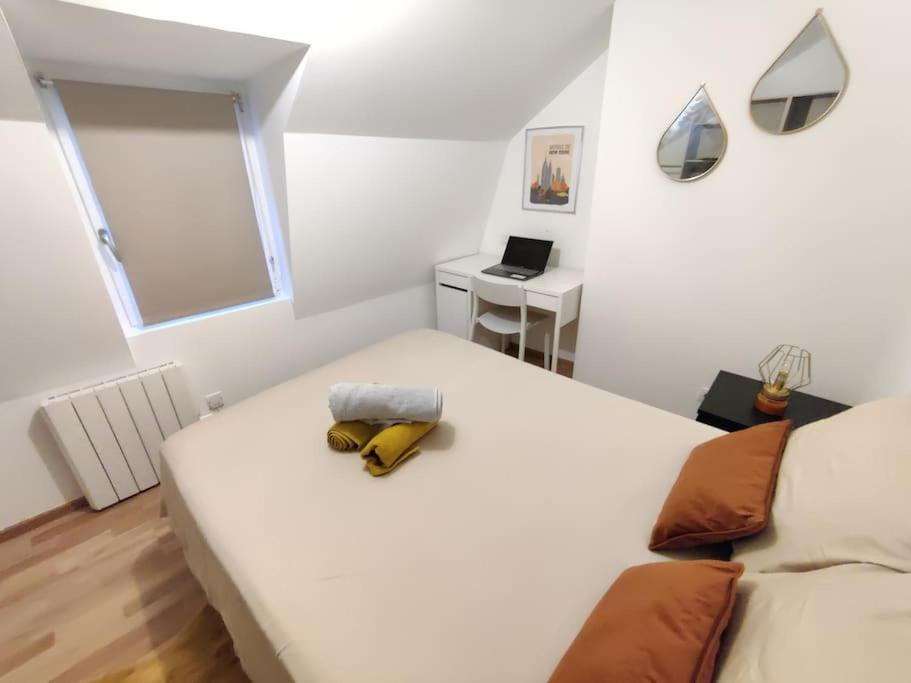 شقة La Feline - Duplex - Vieux Valenciennes - Familial المظهر الخارجي الصورة